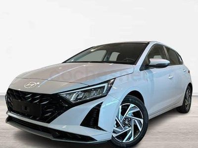 Usado Hyundai i20 100 CV (73 kW) 2025 Beige Utilitario