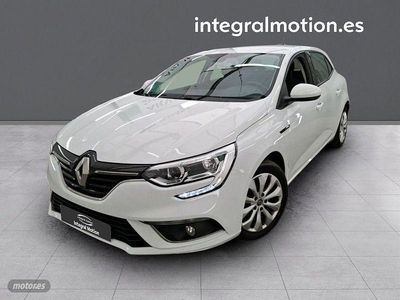 Usado Renault Mégane IV Business 95 CV (69 kW) 2020 Blanco Berlina