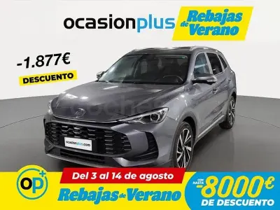 Usado MG ZS Luxury 197 CV (144 kW) 2025 Gris / plata SUV