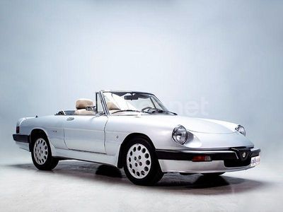 Gris Usado 1990 Alfa Romeo Spider Quadrifoglio Descapotable | 19.900 €