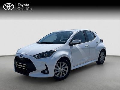 Usado Toyota Yaris Active 116 CV (85 kW) 2023 Blanco Utilitario
