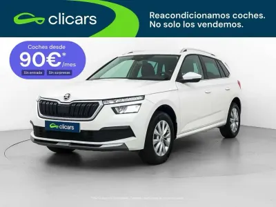 Usado Skoda Kamiq Ambition 110 CV (80 kW) 2022 Blanco SUV