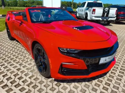 Usado Chevrolet Camaro 404 CV (297 kW) 2020 Rojo Descapotable