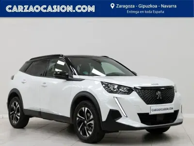 Usado Peugeot 2008 Allure 100 CV (73 kW) 2022 Blanco SUV