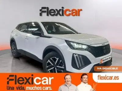 Usado Peugeot 2008 Active 100 CV (73 kW) 2023 Blanco SUV