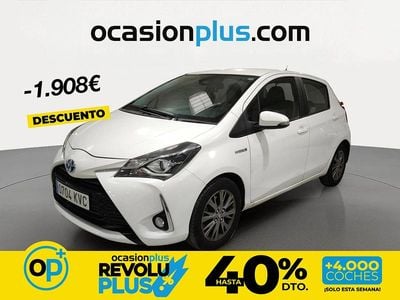 Usado Toyota Yaris Hybrid Active 100 CV (73 kW) 2019 Blanco Berlina