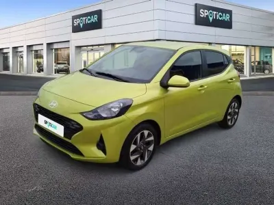 Usado Hyundai i10 67 CV (49 kW) 2025 Amarillo Utilitario