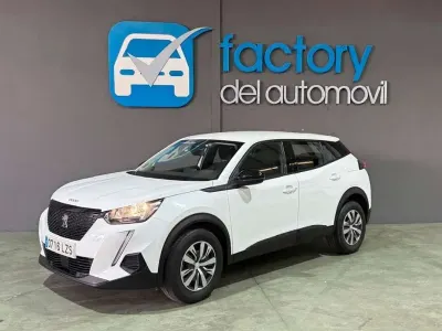 Usado Peugeot 2008 Active 109 CV (80 kW) 2022 Blanco SUV