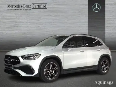 Usado Mercedes GLA200 163 CV (119 kW) 2022 Gris / plata SUV