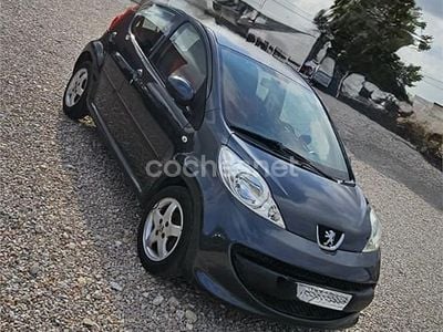 Negro Usado 2008 Peugeot 107 Urban Move Utilitario | 3200 € (Super precio)