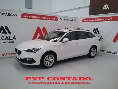 Usado Seat Leon ST Style 150 CV (110 kW) 2021 Blanco Familiar