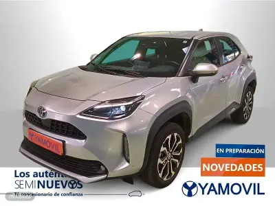 Usado Toyota Yaris Cross Active 116 CV (85 kW) 2023 Plateado SUV