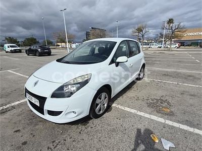 Usado Renault Scénic III Expression 105 CV (77 kW) 2009 Blanco Monovolumen
