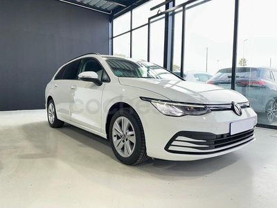 Usado VW Golf VIII 116 CV (85 kW) 2021 Blanco Familiar