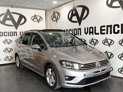 Usado VW Golf Sportsvan Sportline 150 CV (110 kW) 2015 Gris / plata Monovolumen