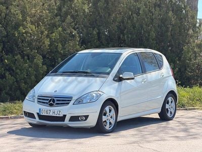 Usado Mercedes A180 Style 109 CV (80 kW) 2012 Blanco Berlina