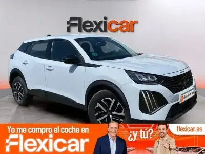 Usado Peugeot 2008 Active 100 CV (73 kW) 2023 Blanco SUV