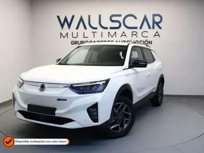 Usado SsangYong Korando Limited 139 kW (190 CV) 2023 Blanco SUV