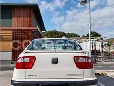 Usado Seat Cordoba Stella 75 CV (55 kW) 2000 Blanco Berlina