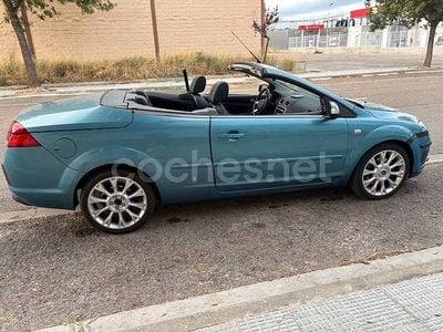 Azul Usado 2007 Ford Focus Cabriolet Titanium Descapotable | 4500 €