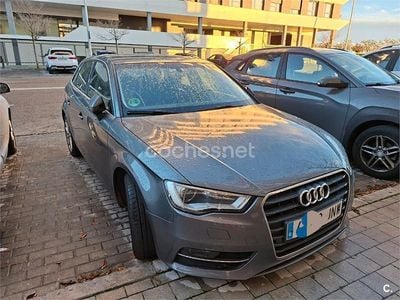 Gris / plata Usado 2016 Audi A3 Advanced Berlina | 15.490 € (Precio justo)