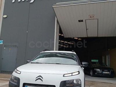 Begagnad Citroën C4 Feel 100 HK (73 kW) 2017 Vit Sedan