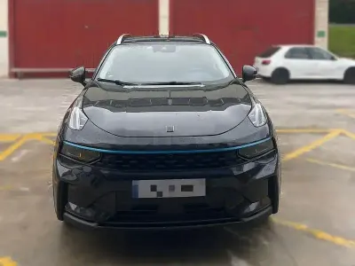 Usado Lynk & Co 01