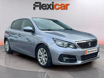 Usado Peugeot 308 Active 131 CV (96 kW) 2020 Gris Berlina