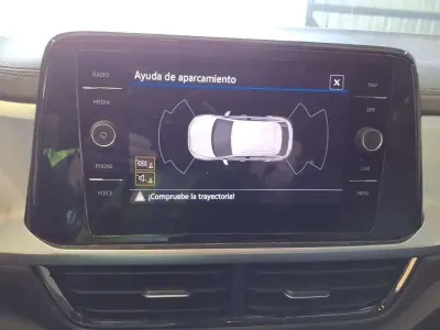 Usado VW T-Roc Life 116 CV (85 kW) 2022 Blanco SUV
