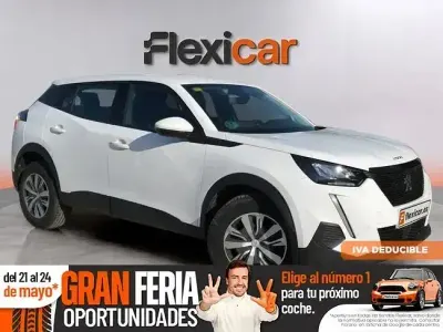 Usado Peugeot 2008 Active 100 CV (73 kW) 2020 Blanco SUV