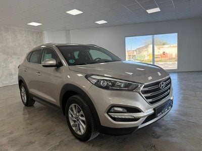 Usado Hyundai Tucson 131 CV (96 kW) 2016 Gris / plata SUV