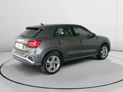Usado Audi Q2 S-Line 150 CV (110 kW) 2022 Gris SUV