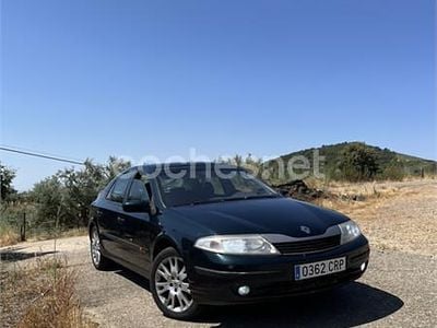 Usado Renault Laguna II Privilege 120 CV (88 kW) 2004 Verde Berlina