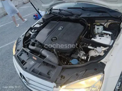 Usado Mercedes C200 136 CV (100 kW) 2010 Blanco Berlina