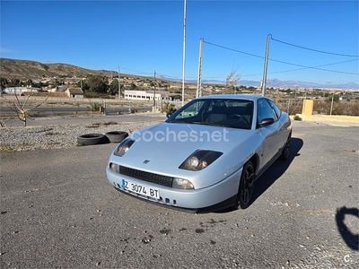 Gris / plata Usado 2000 Fiat Coupé Coupe | 6000 €
