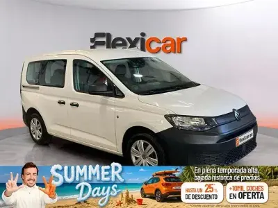 Usado VW Caddy 102 CV (75 kW) 2023 Blanco Monovolumen