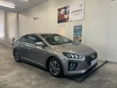 Usado Hyundai Ioniq 141 CV (103 kW) 2021 Gris / plata Utilitario
