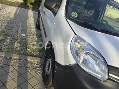 Usado Renault Kangoo 75 CV (55 kW) 2016 Blanco Monovolumen