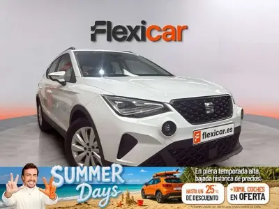 Usado Seat Arona Ecomotive 95 CV (69 kW) 2019 Blanco SUV