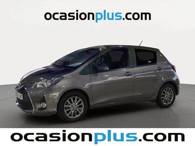 Usado Toyota Yaris Active 99 CV (72 kW) 2017 Gris Utilitario