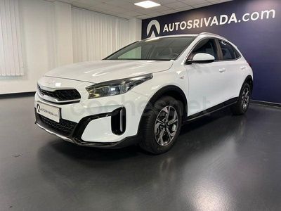 Usado Kia XCeed 100 HP (73 kW) 2024 Branco SUV