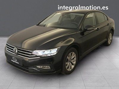 Usado VW Passat Business 122 CV (89 kW) 2021 Negro Berlina
