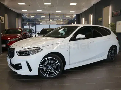 Usado BMW 118 Comfort Edition 150 CV (110 kW) 2024 Blanco Berlina