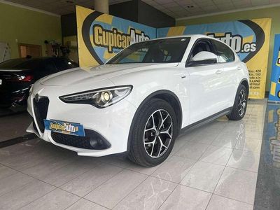 Usado Alfa Romeo Stelvio Sprint 190 CV (139 kW) 2021 Blanco SUV