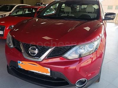Usado Nissan Qashqai Acenta 130 CV (95 kW) 2017 Rojo SUV