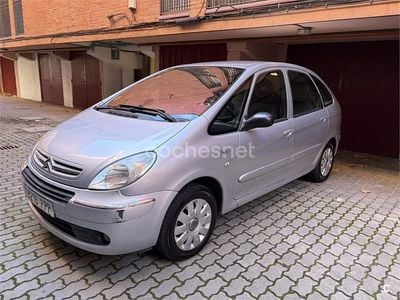 Gris / plata Usado 2007 Citroën Xsara Picasso Monovolumen | 2200 € (Super precio)