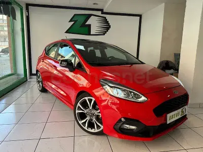 Usado Ford Fiesta ST-Line X 155 CV (114 kW) 2021 Rojo Utilitario