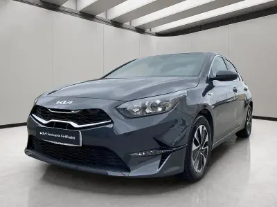 Usado Kia Ceed 100 CV (73 kW) 2025 Gris / plata Utilitario