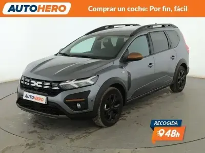 Usado Dacia Jogger Extreme 141 CV (103 kW) 2024 Gris Monovolumen
