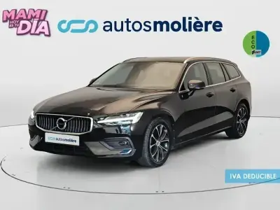 Usado Volvo V60 Momentum 197 HP (144 kW) 2021 Preto Carrinha